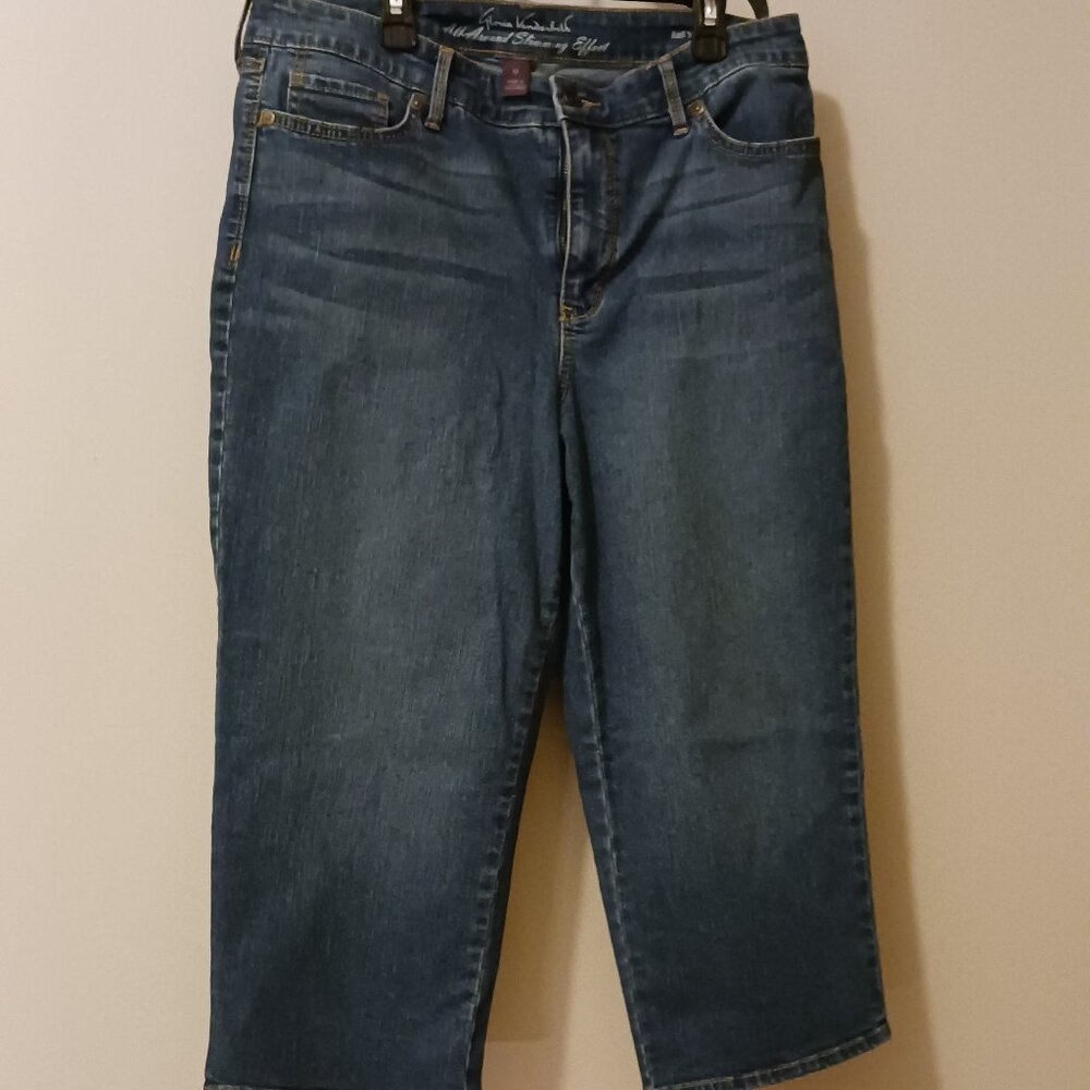 Gloria Vanderbilt ladies capris